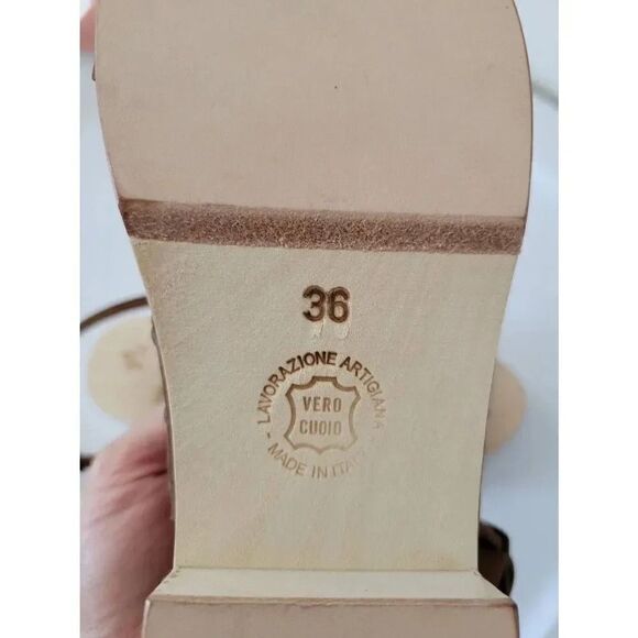 The Italian Clog Women's clogs with light brown leather bands Handmade 36 NWOB $ - Picture 7 of 8